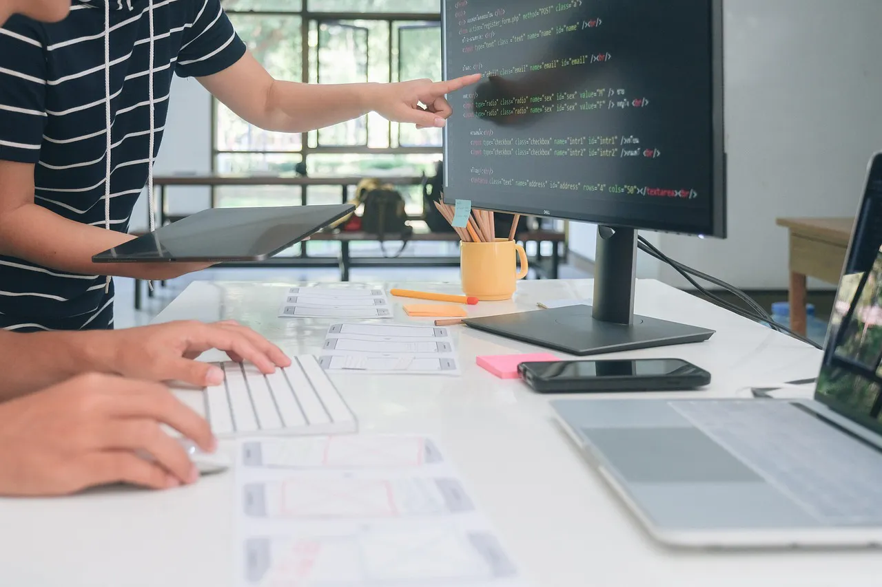Pourquoi votre entreprise a besoin d’un site internet sur mesure en 2026